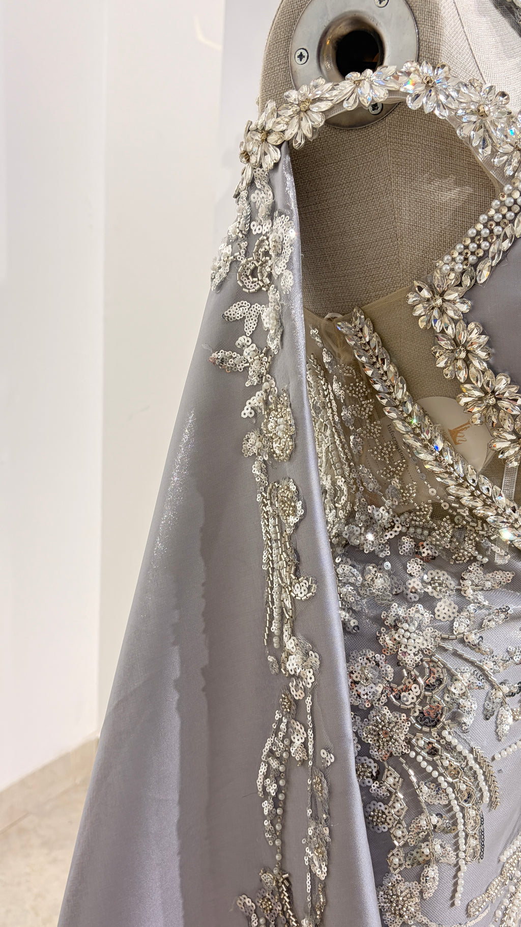 Robe de soirée gris